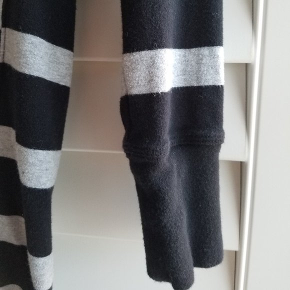 Performance Tee stripe V-Neck Shirt 3/4 sleeve - Picture 3 of 6